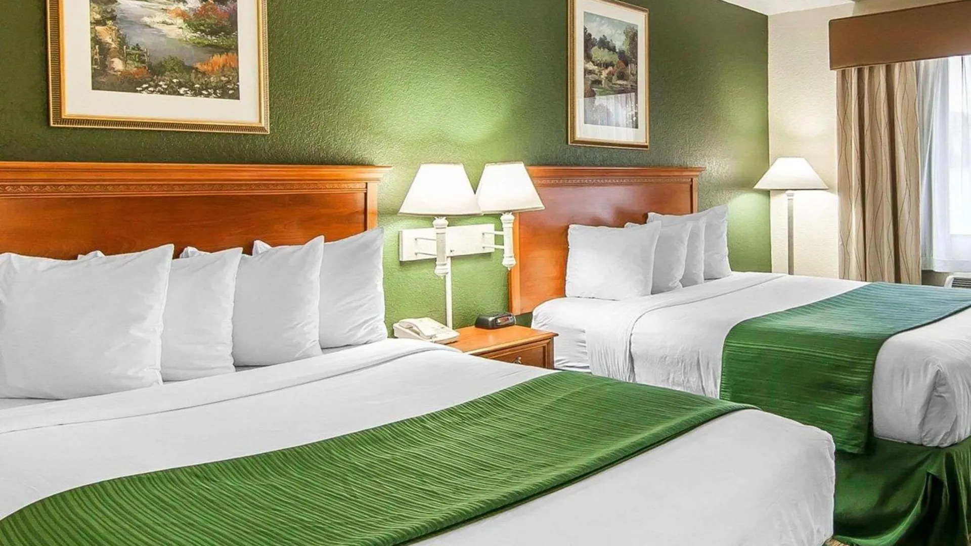 Quality Inn Downtown Centro de Convenciones Portland 2*,
